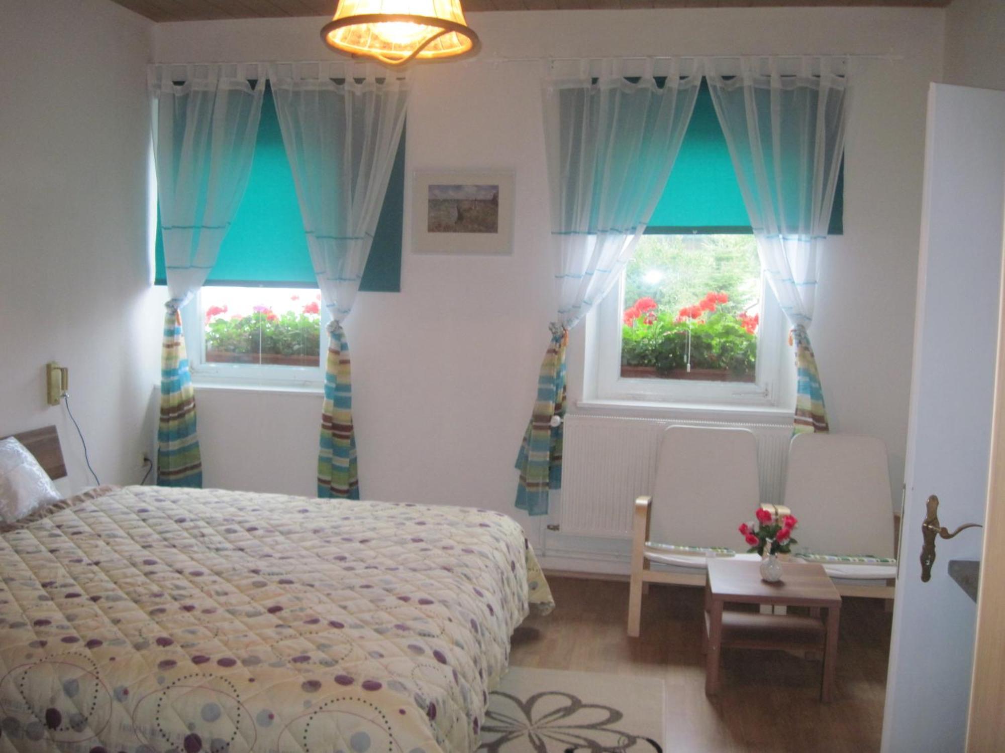 Hotel "Alte Schule" Trogen Номер фото