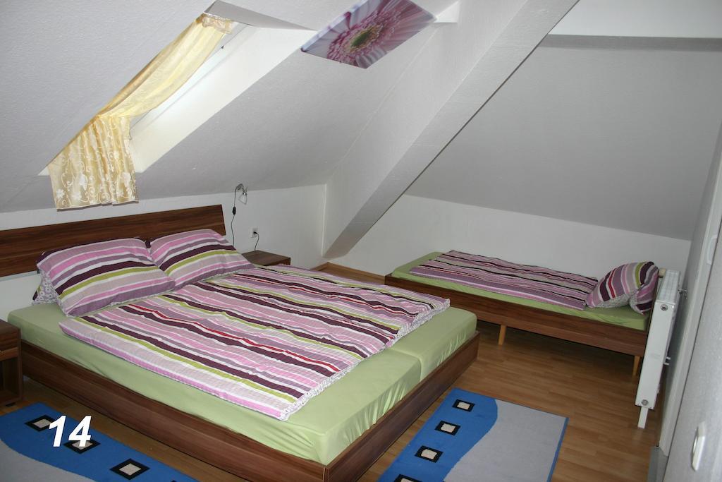 Hotel "Alte Schule" Trogen Номер фото